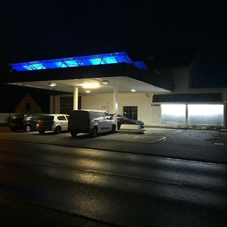 StrassenhausAlte Tankstelleアパートメント エクステリア 写真