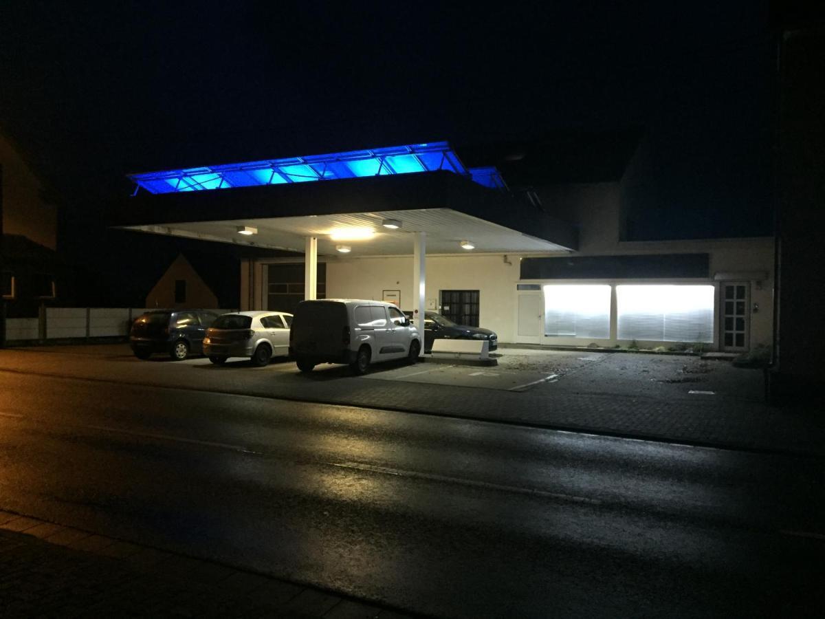 StrassenhausAlte Tankstelleアパートメント エクステリア 写真
